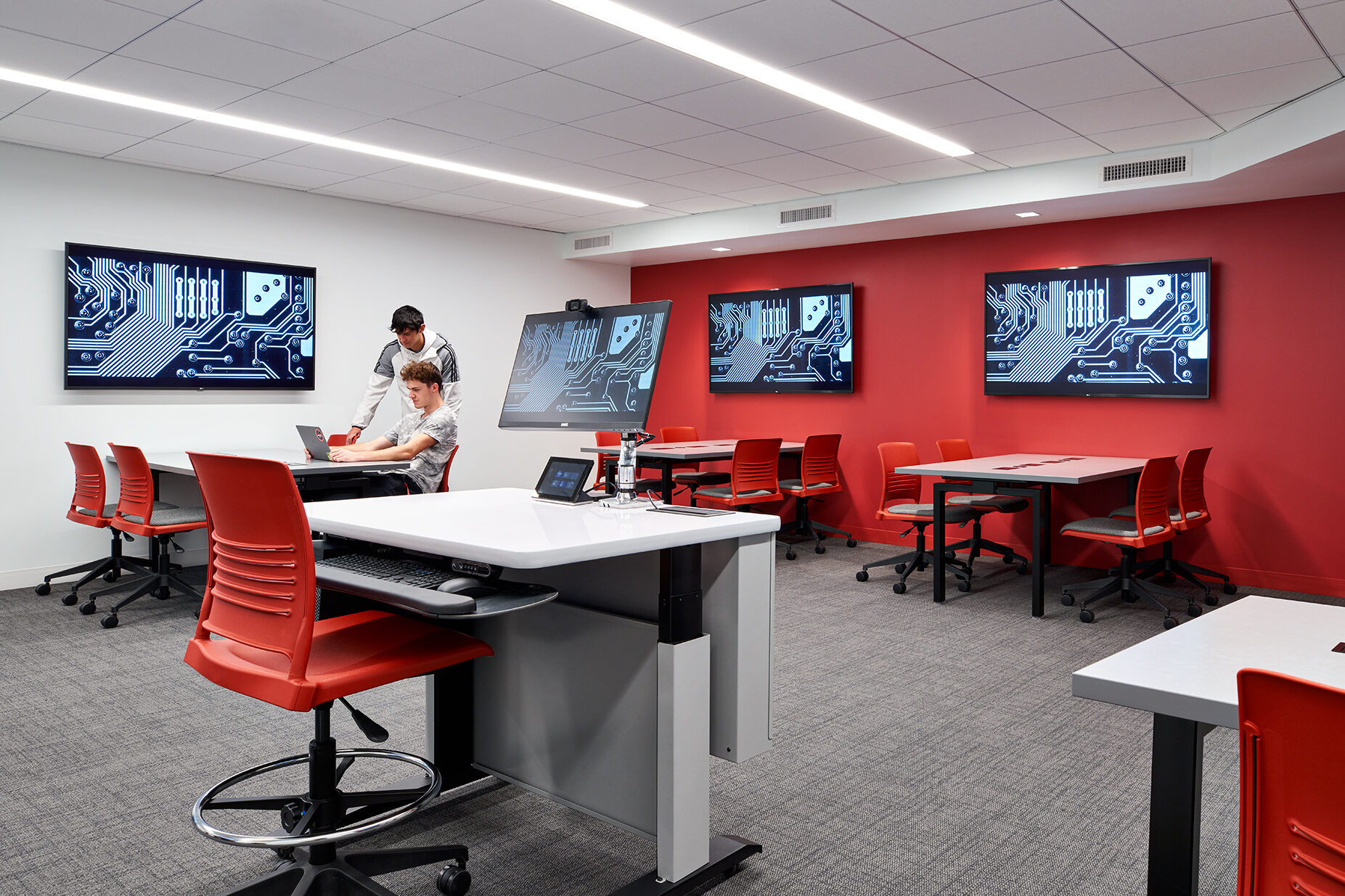 Active learning classroom of cyber security program at Julian Hall.